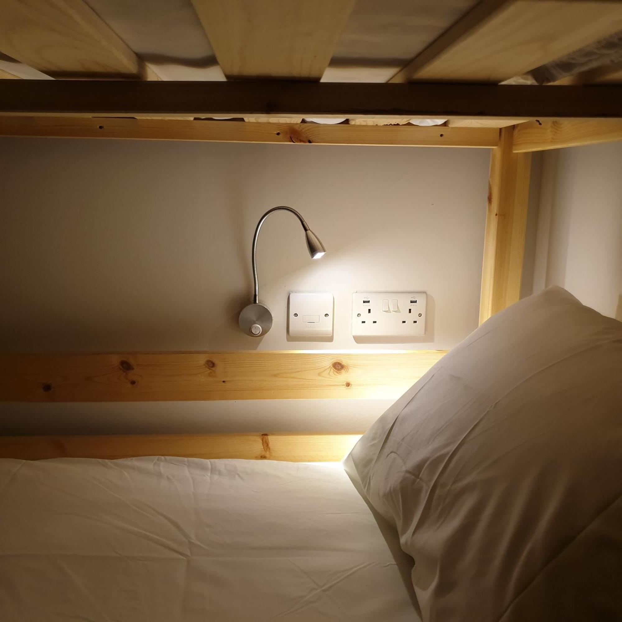 Matrix Hostel Единбург Екстер'єр фото
