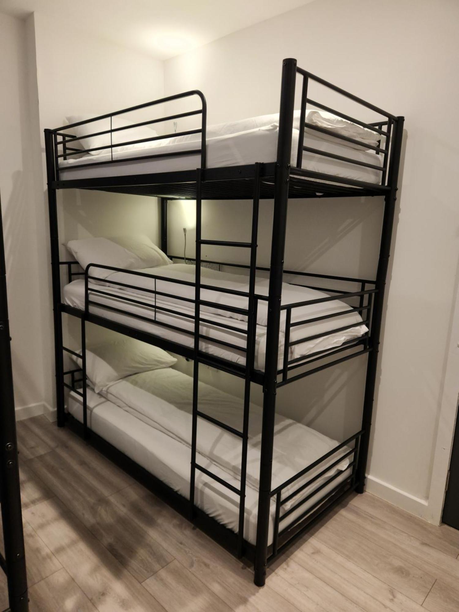 Matrix Hostel Единбург Екстер'єр фото